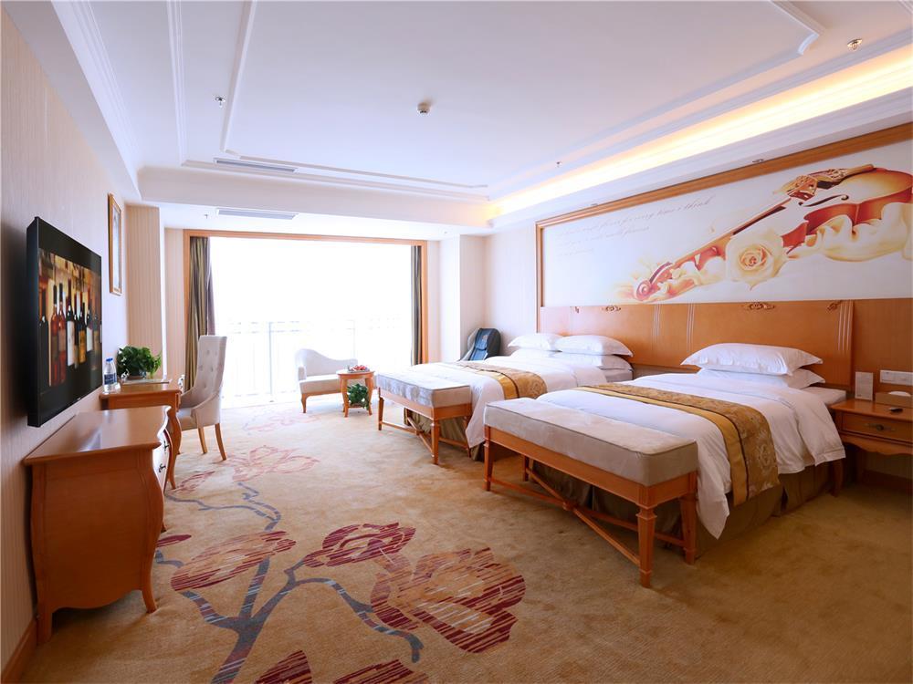 Vienna International Hotel Yantai Changjiang Road Xingyi Square Branch Екстер'єр фото
